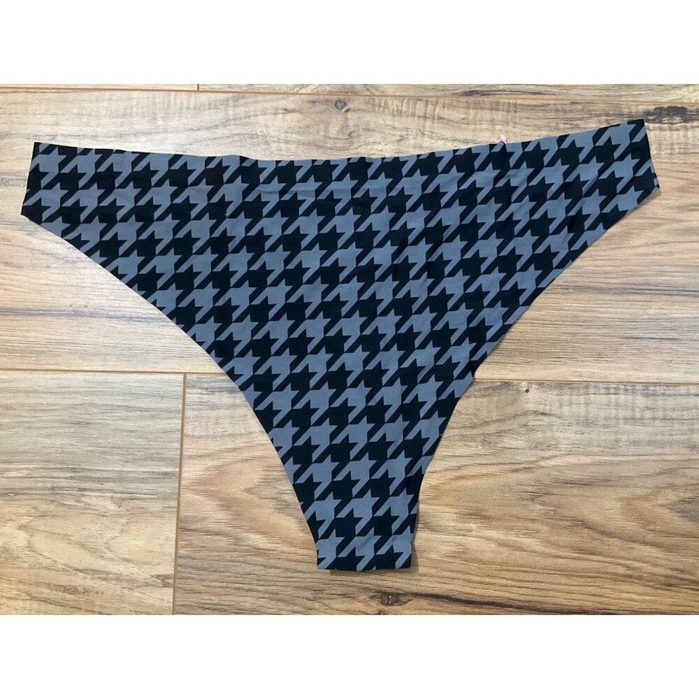 NWT Cheek Boss Black & Gray  Thong  Size:  2XL